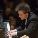 Mozart by Kissin!